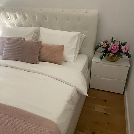 Casa Nu Mai E Valabila Apartamento